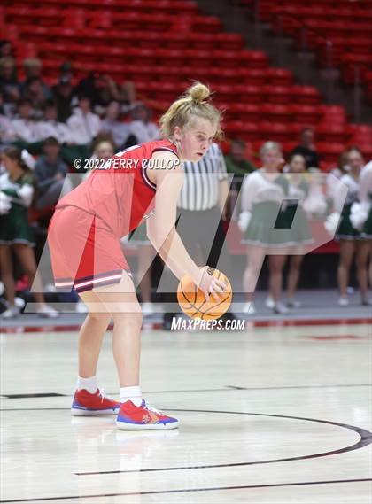 Thumbnail 1 in Springville vs. Olympus (UHSAA 5A Quarterfinal) photogallery.