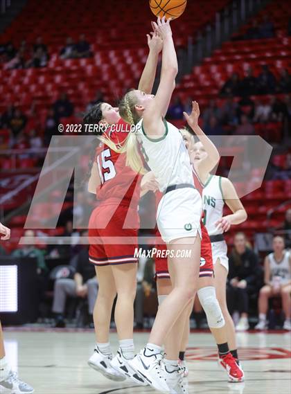Thumbnail 2 in Springville vs. Olympus (UHSAA 5A Quarterfinal) photogallery.