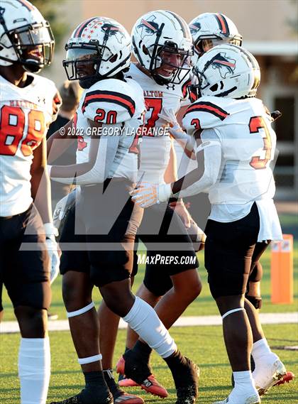 Thumbnail 2 in Haltom vs Keller Central photogallery.