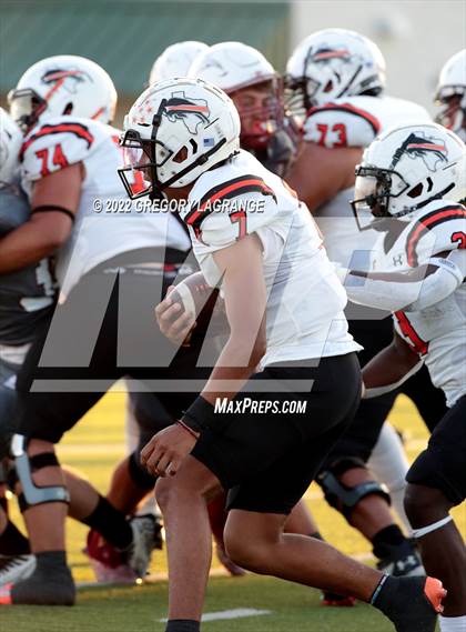 Thumbnail 1 in Haltom vs Keller Central photogallery.