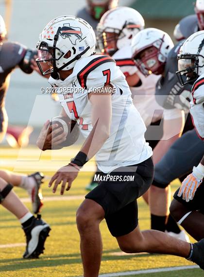 Thumbnail 2 in Haltom vs Keller Central photogallery.