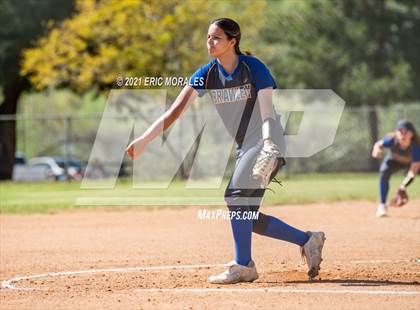 Thumbnail 3 in Scripps Ranch vs Brawley (Cougar Classic) photogallery.