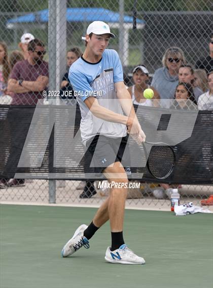 Thumbnail 3 in Harlan vs Coronado (UIL 6A Boys Singles Tennis State Semifinal) photogallery.