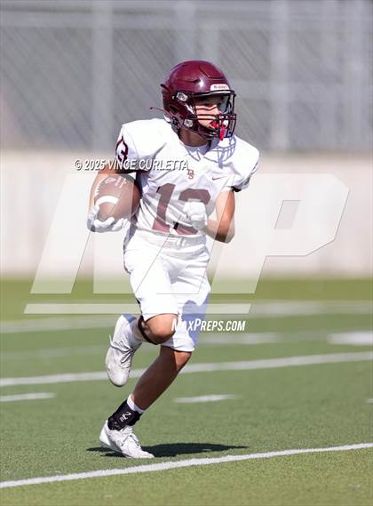 Thumbnail 2 in Harker Heights @ Dripping Springs (Freshman White) photogallery.