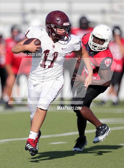 Thumbnail 2 in Harker Heights @ Dripping Springs (Freshman White) photogallery.