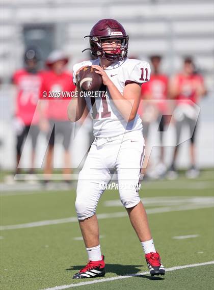 Thumbnail 3 in Harker Heights @ Dripping Springs (Freshman White) photogallery.