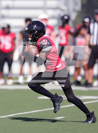Thumbnail 1 in Harker Heights @ Dripping Springs (Freshman White) photogallery.