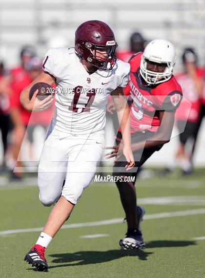 Thumbnail 3 in Harker Heights @ Dripping Springs (Freshman White) photogallery.