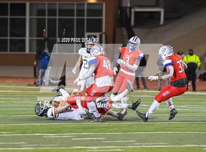 Thumbnail 3 in Valor Christian vs. Cherry Creek (CHSAA 5A State Final) photogallery.