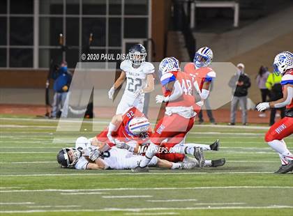 Thumbnail 2 in Valor Christian vs. Cherry Creek (CHSAA 5A State Final) photogallery.