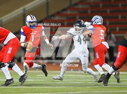 Thumbnail 3 in Valor Christian vs. Cherry Creek (CHSAA 5A State Final) photogallery.