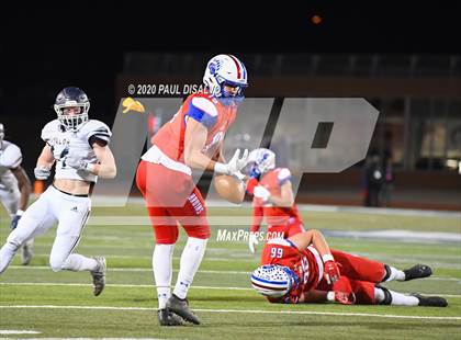 Thumbnail 2 in Valor Christian vs. Cherry Creek (CHSAA 5A State Final) photogallery.