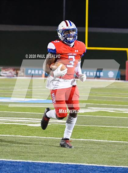 Thumbnail 1 in Valor Christian vs. Cherry Creek (CHSAA 5A State Final) photogallery.