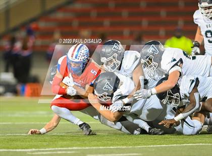 Thumbnail 2 in Valor Christian vs. Cherry Creek (CHSAA 5A State Final) photogallery.