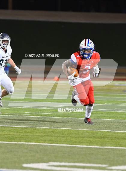Thumbnail 1 in Valor Christian vs. Cherry Creek (CHSAA 5A State Final) photogallery.
