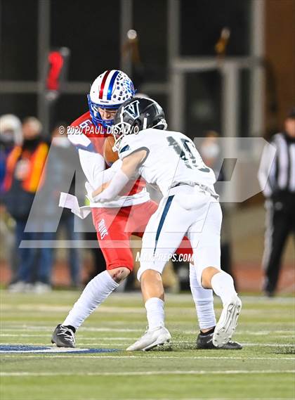 Thumbnail 1 in Valor Christian vs. Cherry Creek (CHSAA 5A State Final) photogallery.