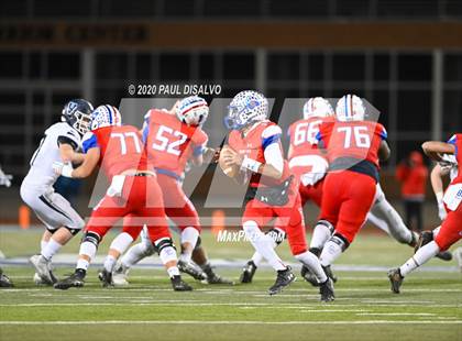 Thumbnail 2 in Valor Christian vs. Cherry Creek (CHSAA 5A State Final) photogallery.
