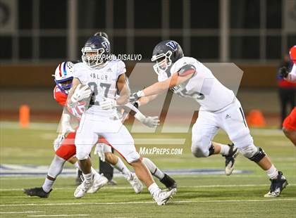 Thumbnail 2 in Valor Christian vs. Cherry Creek (CHSAA 5A State Final) photogallery.