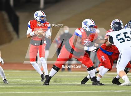 Thumbnail 2 in Valor Christian vs. Cherry Creek (CHSAA 5A State Final) photogallery.