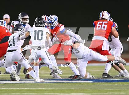 Thumbnail 2 in Valor Christian vs. Cherry Creek (CHSAA 5A State Final) photogallery.