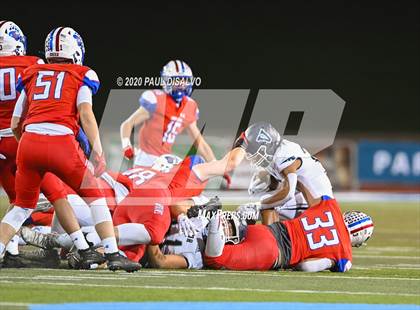 Thumbnail 2 in Valor Christian vs. Cherry Creek (CHSAA 5A State Final) photogallery.