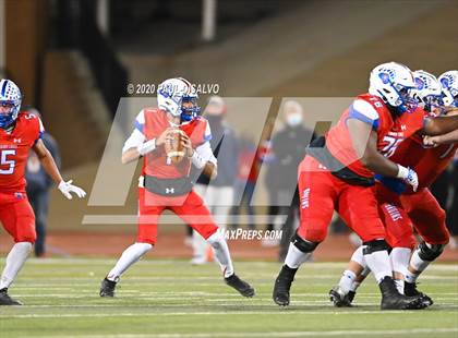 Thumbnail 1 in Valor Christian vs. Cherry Creek (CHSAA 5A State Final) photogallery.