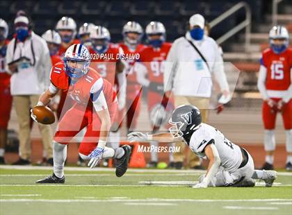 Thumbnail 2 in Valor Christian vs. Cherry Creek (CHSAA 5A State Final) photogallery.