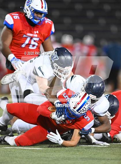 Thumbnail 2 in Valor Christian vs. Cherry Creek (CHSAA 5A State Final) photogallery.