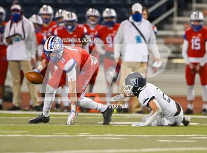 Thumbnail 1 in Valor Christian vs. Cherry Creek (CHSAA 5A State Final) photogallery.