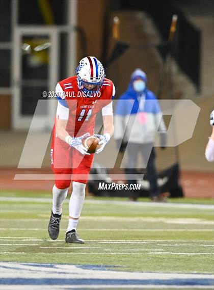 Thumbnail 3 in Valor Christian vs. Cherry Creek (CHSAA 5A State Final) photogallery.