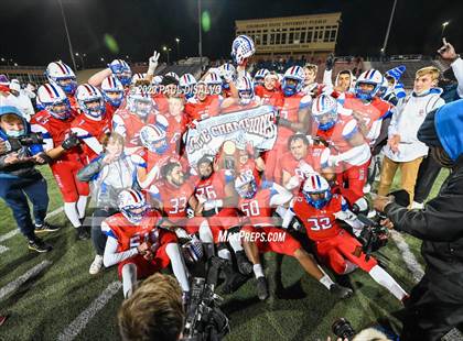 Thumbnail 2 in Valor Christian vs. Cherry Creek (CHSAA 5A State Final) photogallery.