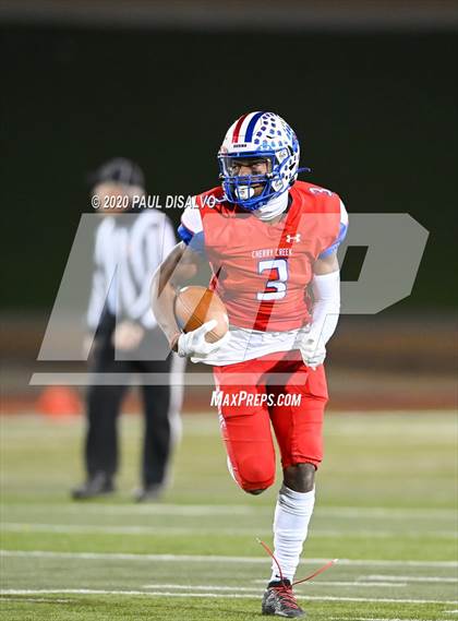 Thumbnail 3 in Valor Christian vs. Cherry Creek (CHSAA 5A State Final) photogallery.