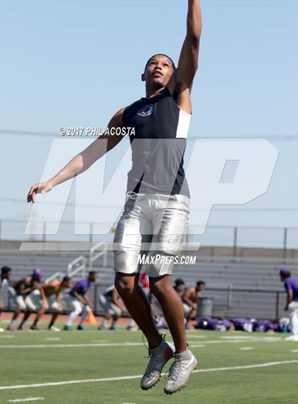 Thumbnail 2 in Cathedral vs Venice (Scrimmage)  photogallery.