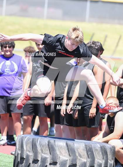 Thumbnail 2 in Big Man Contest (Mingus 7 on 7 Tournament) photogallery.