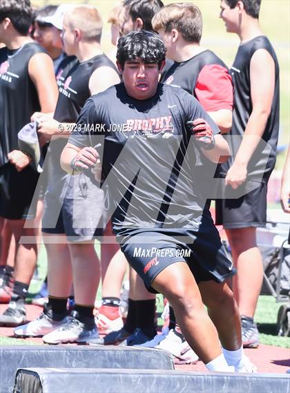Thumbnail 1 in Big Man Contest (Mingus 7 on 7 Tournament) photogallery.