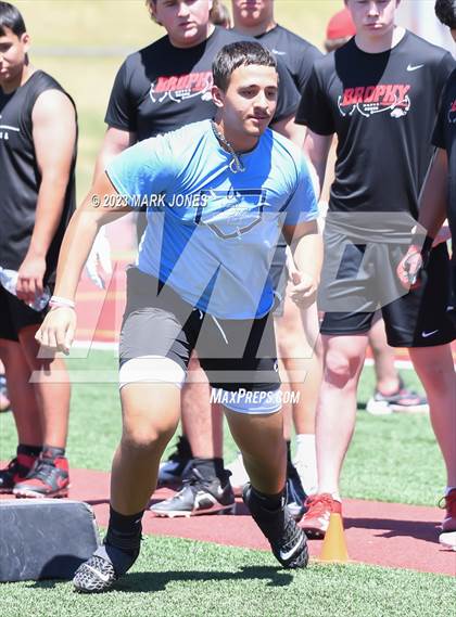 Thumbnail 1 in Big Man Contest (Mingus 7 on 7 Tournament) photogallery.