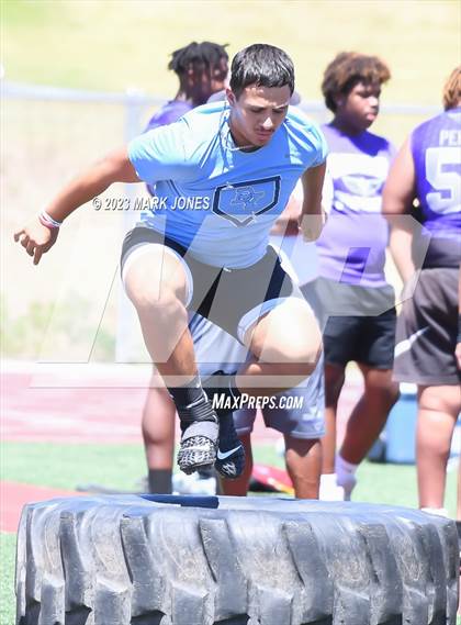 Thumbnail 3 in Big Man Contest (Mingus 7 on 7 Tournament) photogallery.