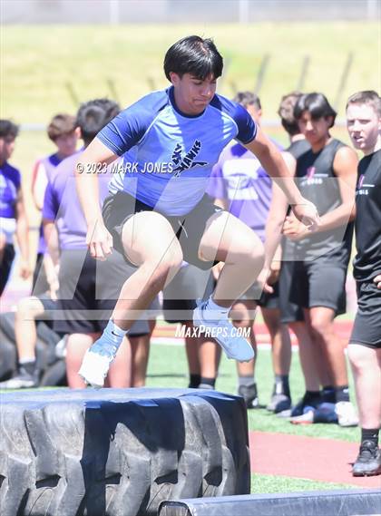 Thumbnail 3 in Big Man Contest (Mingus 7 on 7 Tournament) photogallery.