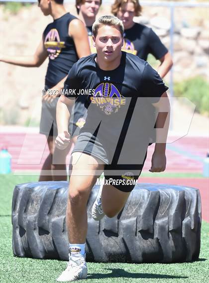 Thumbnail 1 in Big Man Contest (Mingus 7 on 7 Tournament) photogallery.