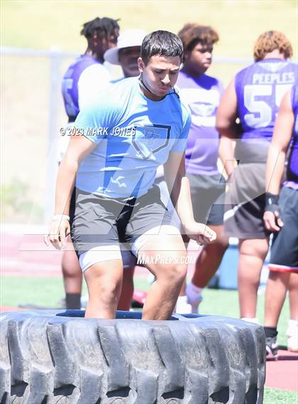 Thumbnail 2 in Big Man Contest (Mingus 7 on 7 Tournament) photogallery.