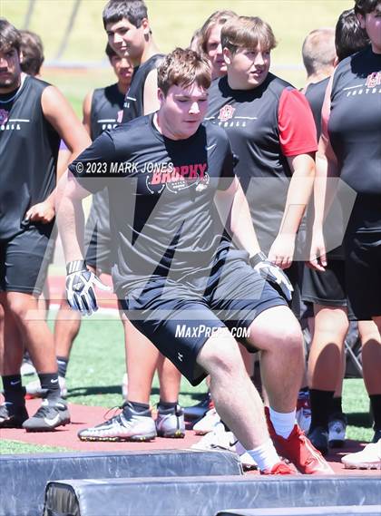 Thumbnail 3 in Big Man Contest (Mingus 7 on 7 Tournament) photogallery.