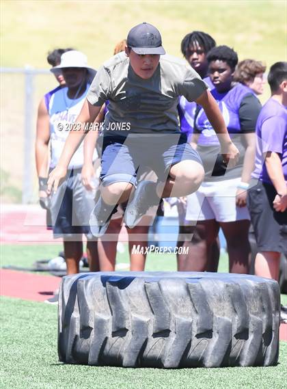 Thumbnail 3 in Big Man Contest (Mingus 7 on 7 Tournament) photogallery.