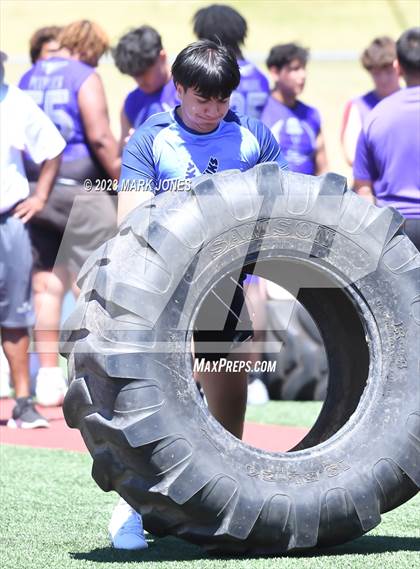 Thumbnail 3 in Big Man Contest (Mingus 7 on 7 Tournament) photogallery.
