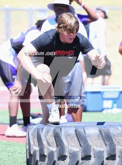 Thumbnail 3 in Big Man Contest (Mingus 7 on 7 Tournament) photogallery.
