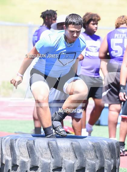 Thumbnail 1 in Big Man Contest (Mingus 7 on 7 Tournament) photogallery.