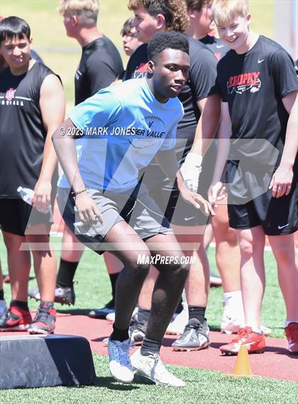 Thumbnail 2 in Big Man Contest (Mingus 7 on 7 Tournament) photogallery.