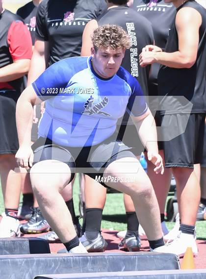 Thumbnail 3 in Big Man Contest (Mingus 7 on 7 Tournament) photogallery.
