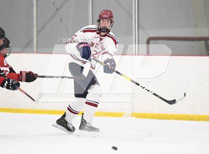 Thumbnail 1 in Avon Old Farms Varsity B @ Gunnery photogallery.
