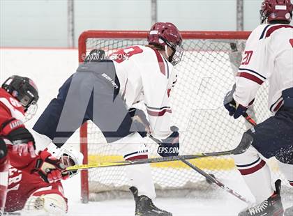 Thumbnail 2 in Avon Old Farms Varsity B @ Gunnery photogallery.