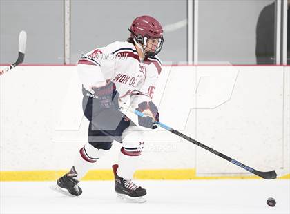 Thumbnail 3 in Avon Old Farms Varsity B @ Gunnery photogallery.
